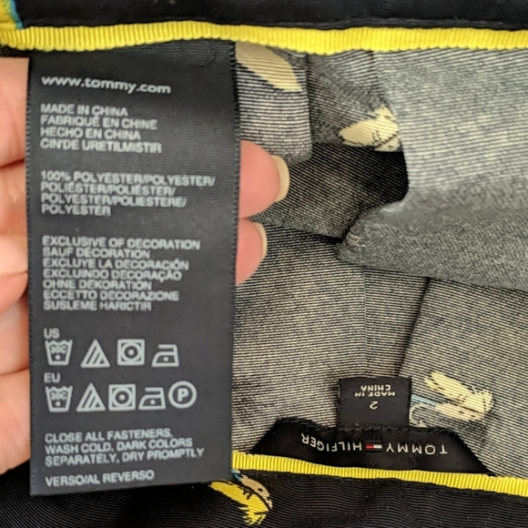 Tommy Hilfiger Fishing Lure Skirt Size 2 - Picture 3 of 7